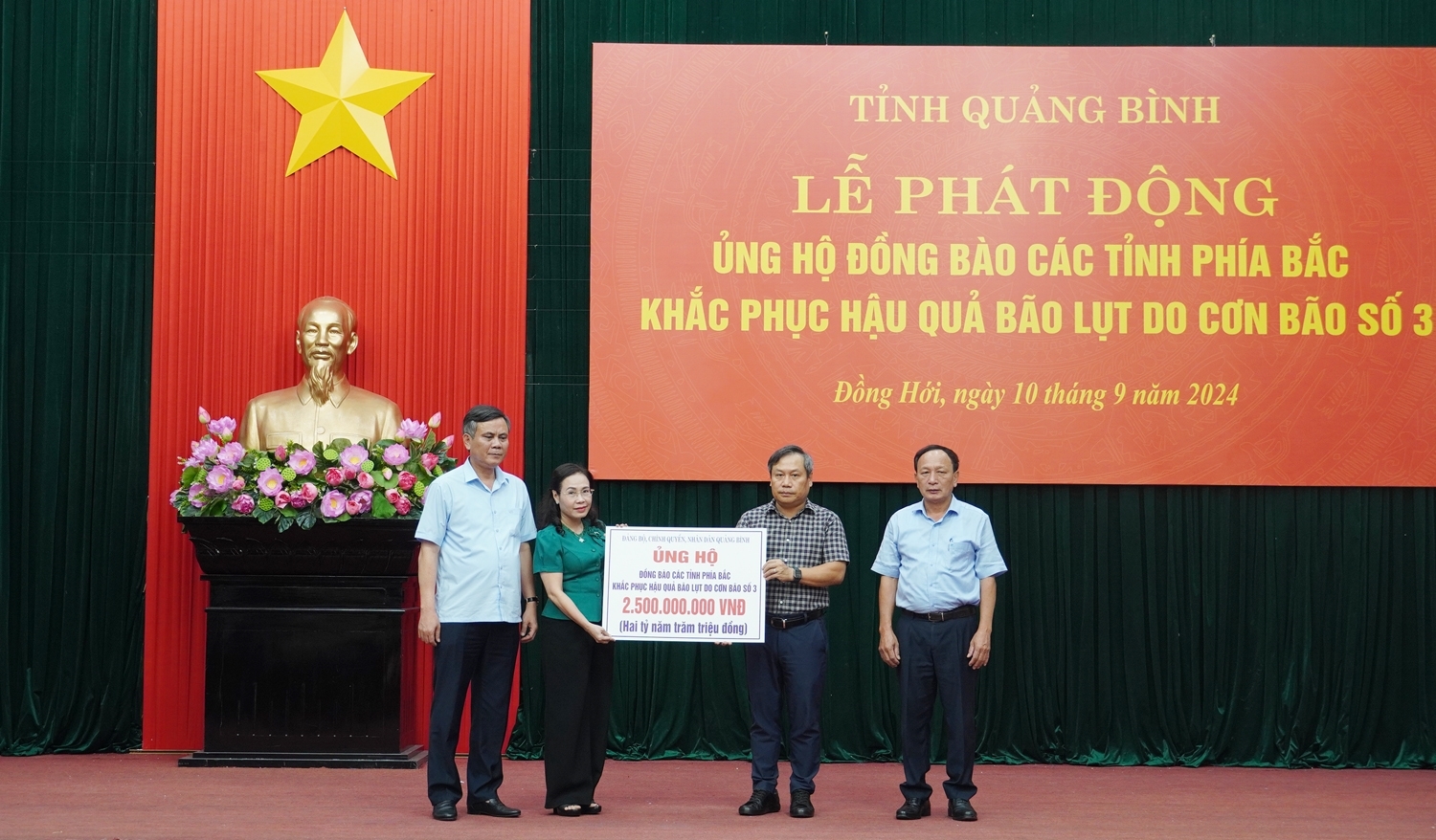 Nguoi Dan Quang Binh Huong Ve Dong Bao Vung Thien