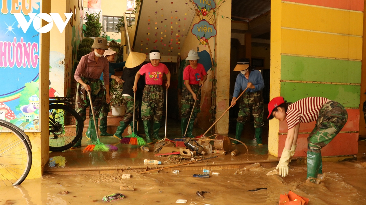 Vung Lu Quang Binh Dam Bao An Toan Khi Hoc Sinh Tro Lai Truong Hinh Anh 3